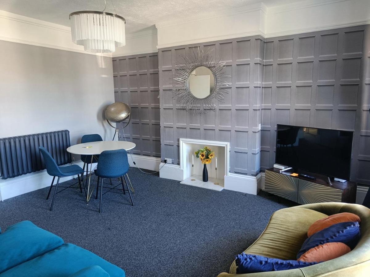 Swish **** Free Carpark **** Train Station 2 Mins Apartment Eastbourne Bagian luar foto